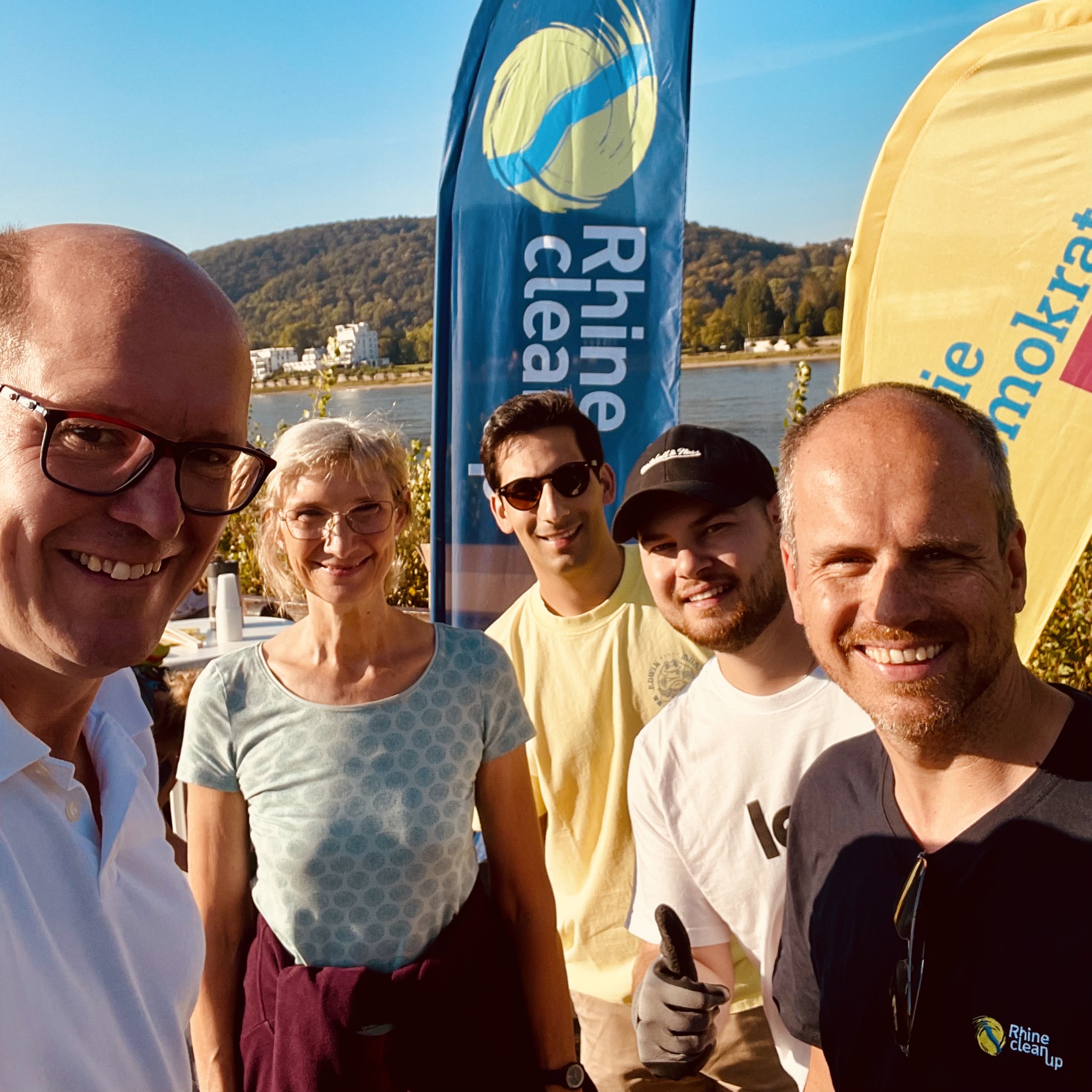 Gruppenbild RheinCleanUp2023_3